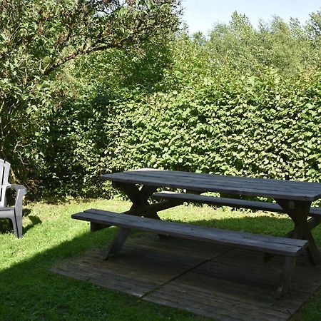 Nice G Te With Private Garden In Br Ly De Pesche Couvin Exterior photo