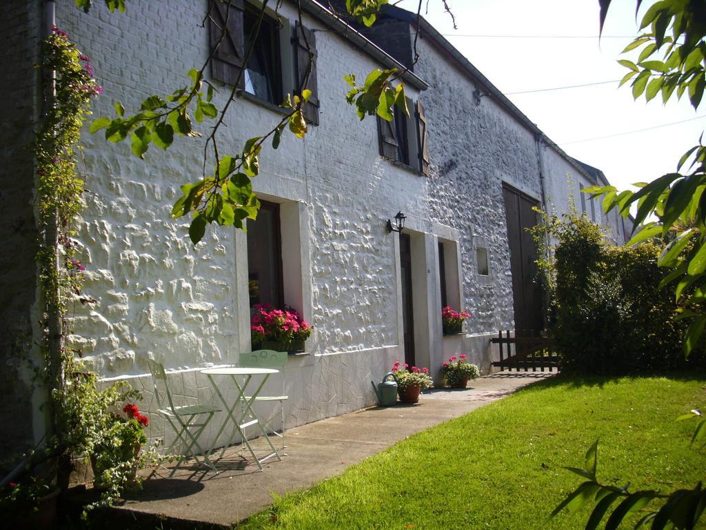 Nice G Te With Private Garden In Br Ly De Pesche Couvin Exterior photo