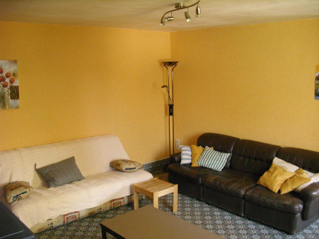 Nice G Te With Private Garden In Br Ly De Pesche Couvin Exterior photo